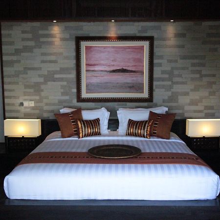 Villa Samudra Luxury Beachfront Ketewel Exterior photo