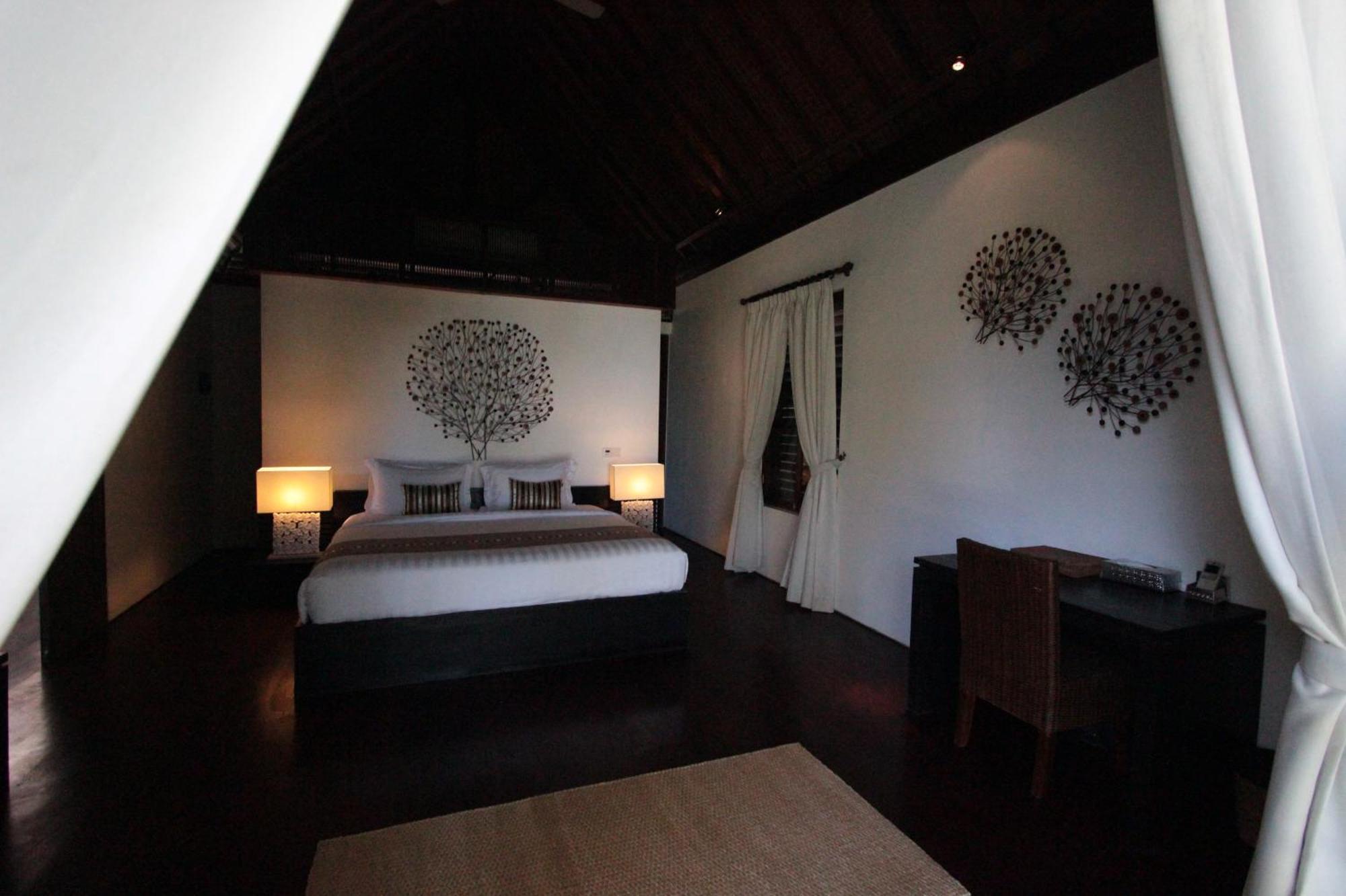 Villa Samudra Luxury Beachfront Ketewel Exterior photo